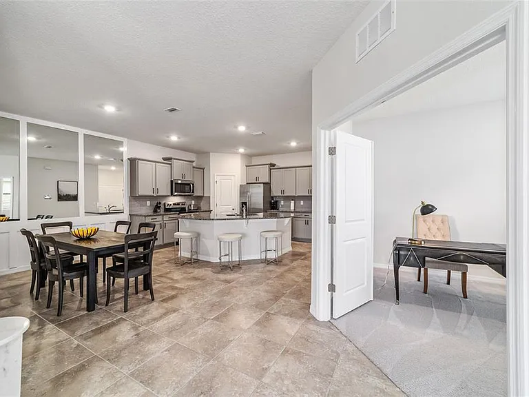 5358 NW 48th Pl — Photo 9