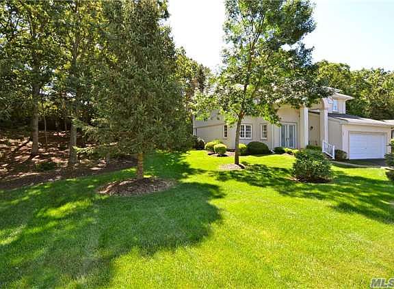 2nd image of 197 Montecito Cres