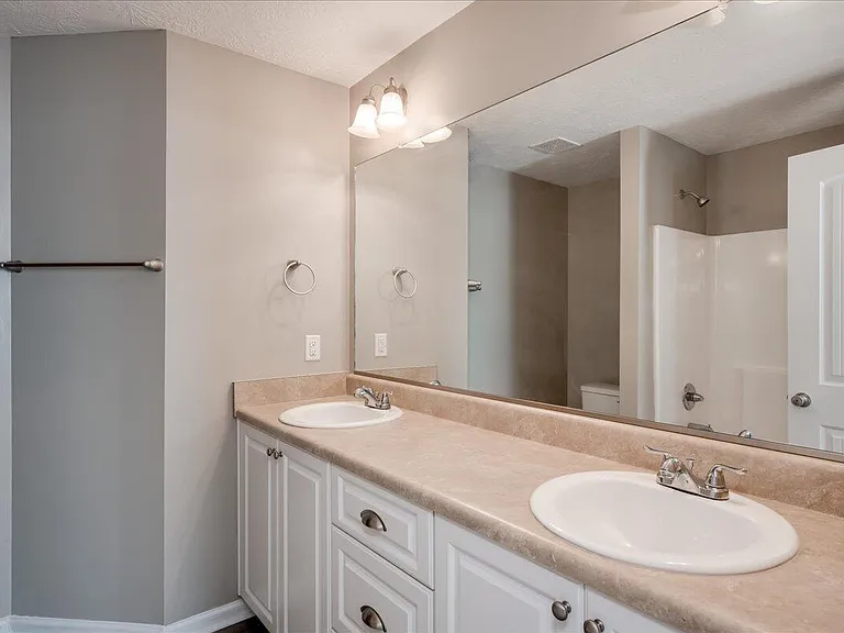268 Lynbrook Way — Photo 9