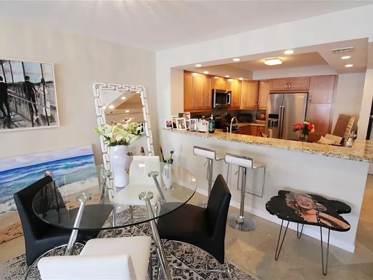 3900 Galt Ocean Dr #1004 — Photo 15