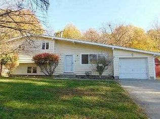 9 Ronsue Dr, Wappingers Falls, NY 12590