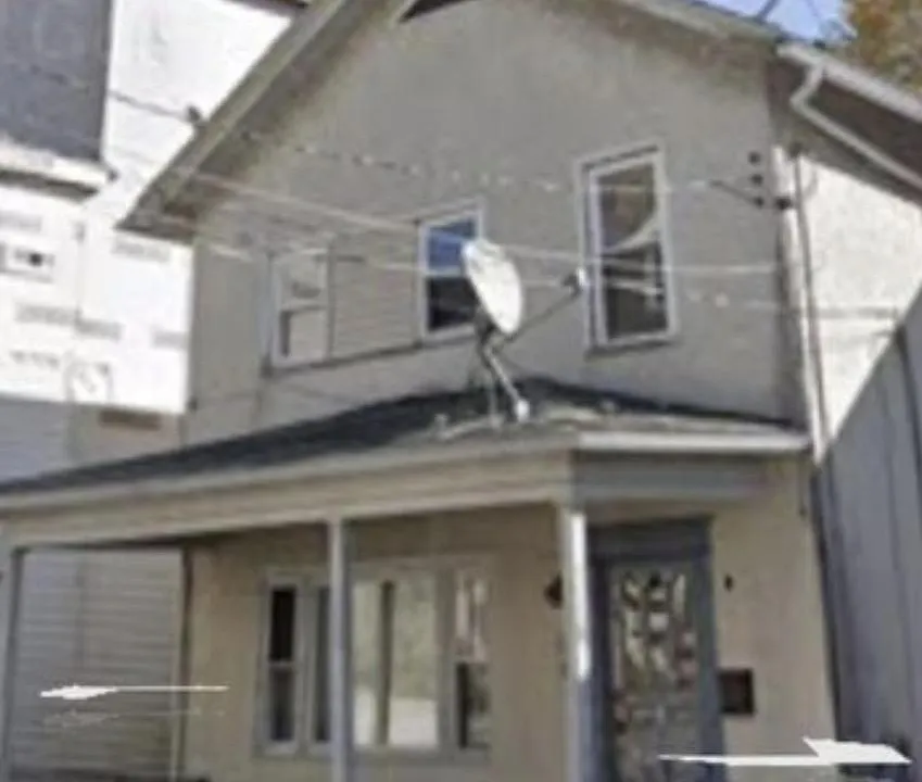 123 S Bromley Ave #1 & 2