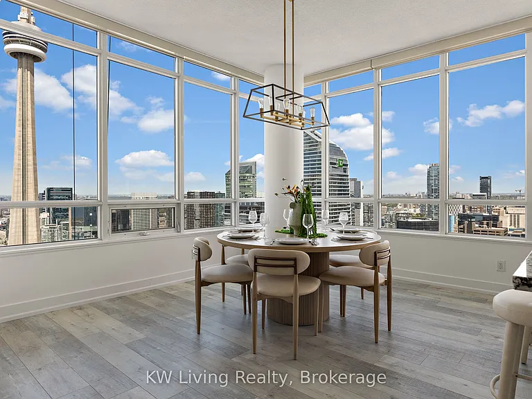65 Bremner Blvd #5102 — Photo 8