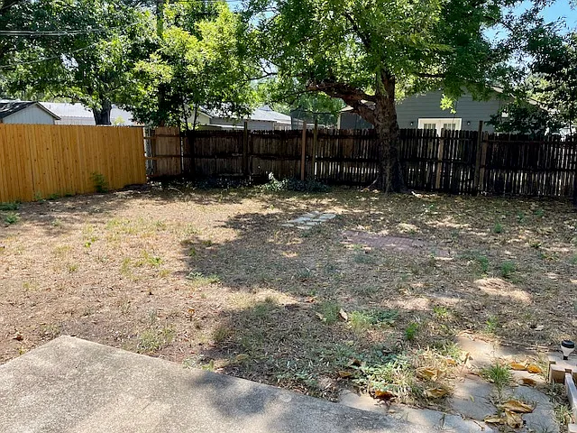 5513 James Dr — Photo 13