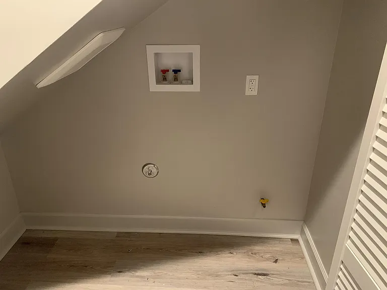 3220 Broad St #111 — Photo 6