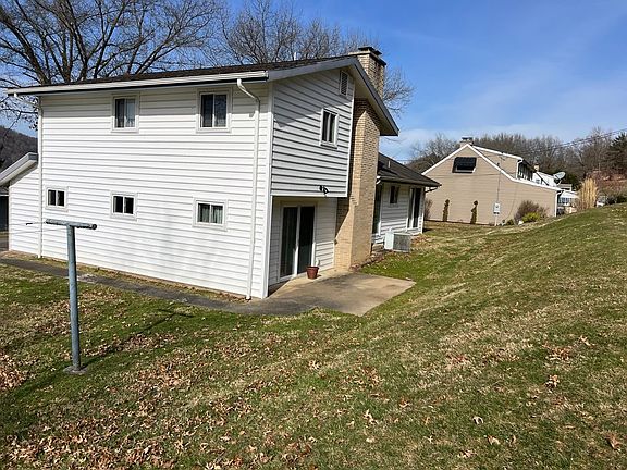 2nd image of 1203 Robin Dr