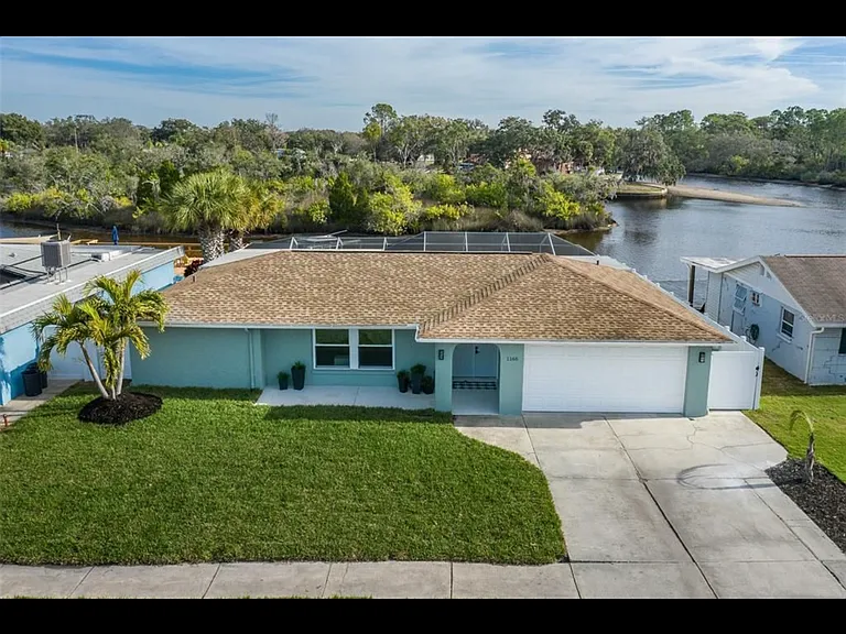 1166 Chancellor Dr — Photo 1
