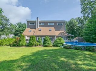 595 Four Rod Rd, Berlin, CT 06037
