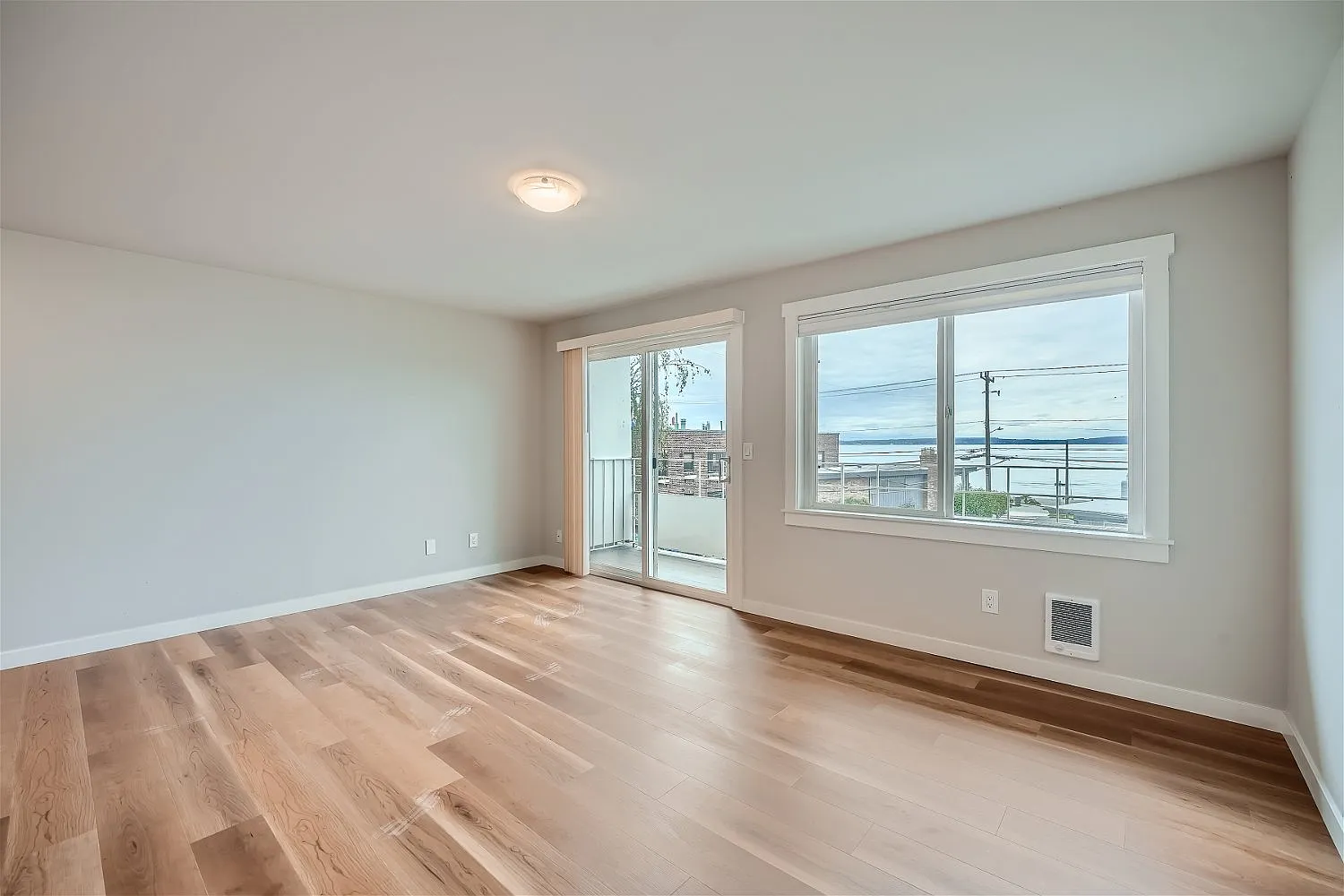 Anne Vista Apartments — Photo 4