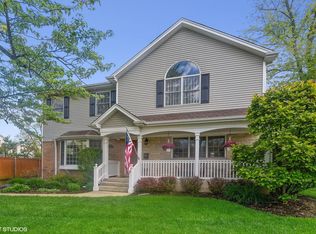 715 Elmgate Dr, Glenview, IL 60025