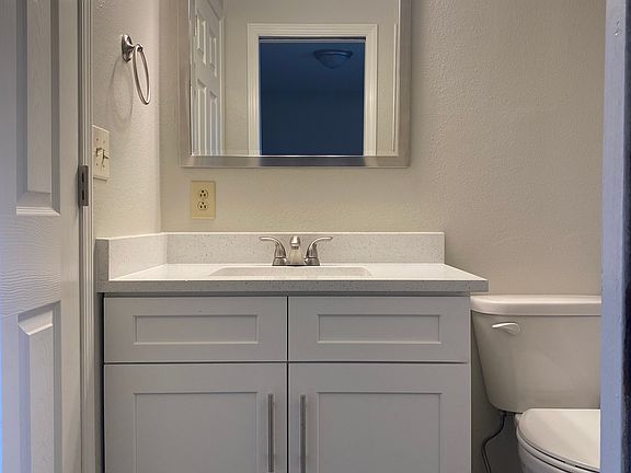 4th image of 505 Santa Roza Dr #A