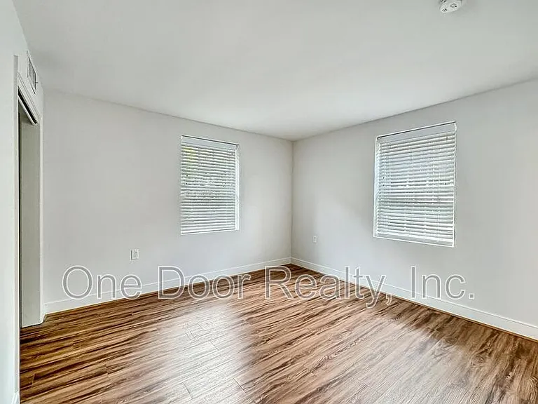 732 Scotland St #4 — Photo 9