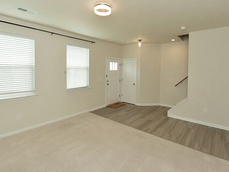 1701 Pasture Pl — Photo 5