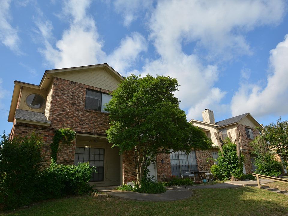 1st image of 408 Central Park Dr APT D