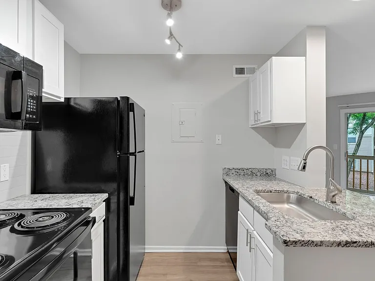 The Randolph- 1 Bed, 1 Bath