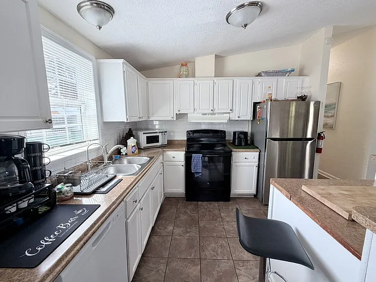 716 21st St #3 — Photo 20
