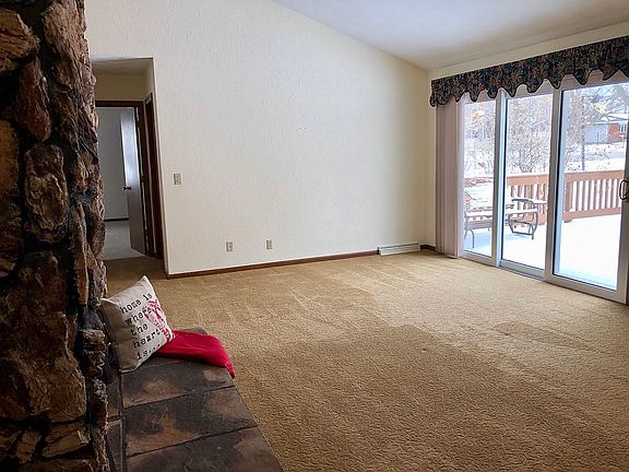 Living or Dining Room 14X21