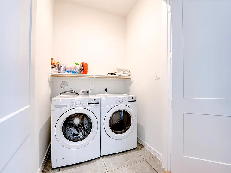 4514 Old Yale St #C — Photo 24