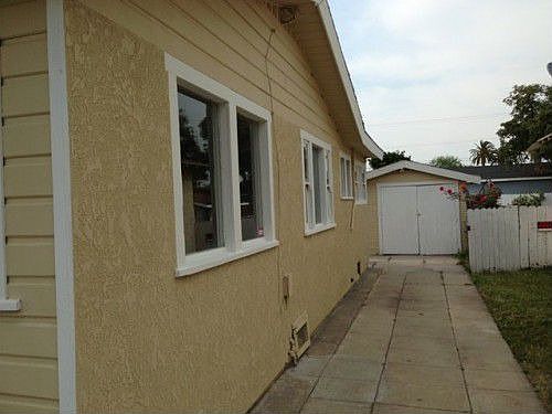 2nd image of 3631 E 61st Pl