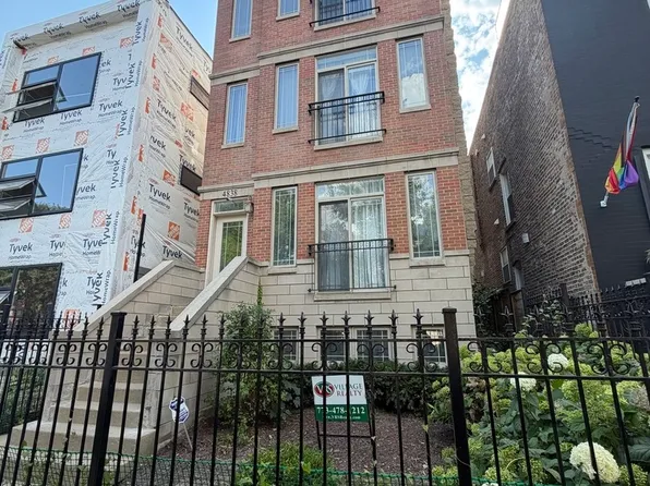 4838 S Saint Lawrence Ave #3, Chicago, IL 60653