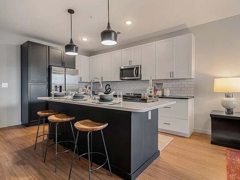 Hadley Model Kitchen with Quartz Countertops and Stainless Steel Appliances