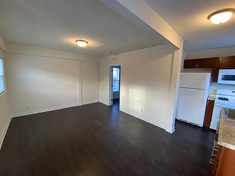 206 N Blair St #3 — Photo 1