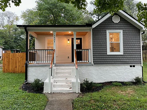 3424 Compton St Photo 1