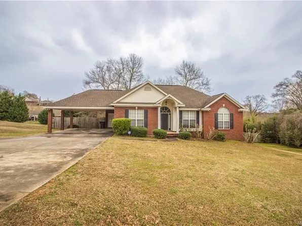 1376 County Road 39, Deatsville, AL 36022