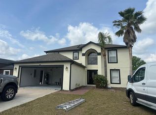 908 Stallion Way, Valrico, FL 33594