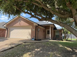 637 Tulane Dr, Waxahachie, TX 75165