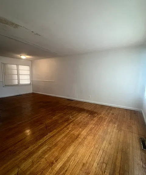 1653 Downing Cir — Photo 14