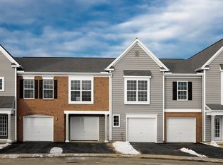 674 Whitetail Dr, Hummelstown, PA 17036