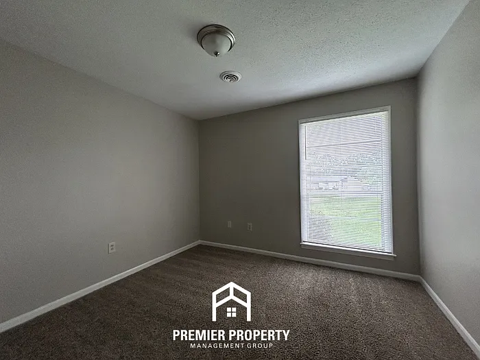 970 Millcreek Pl — Photo 13