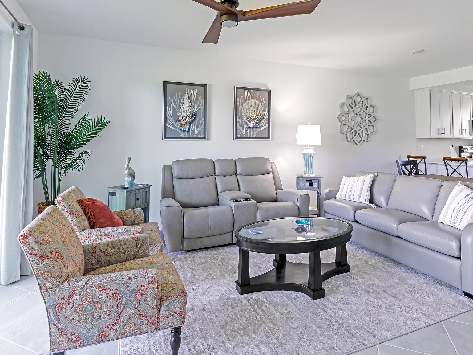 2 bed, 1200 sqft, $2,500 — Photo 1