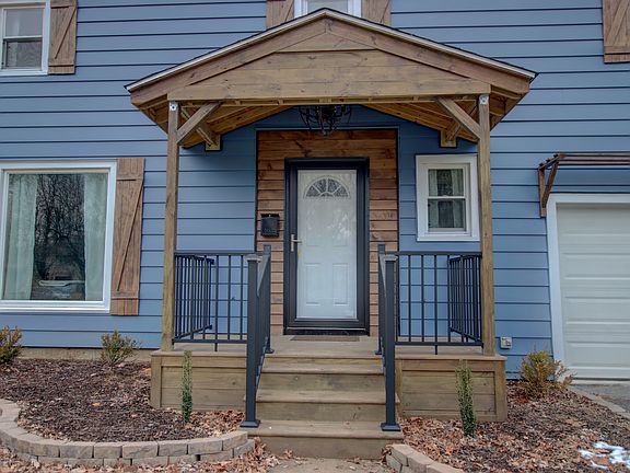2nd image of 405 Roycroft Blvd