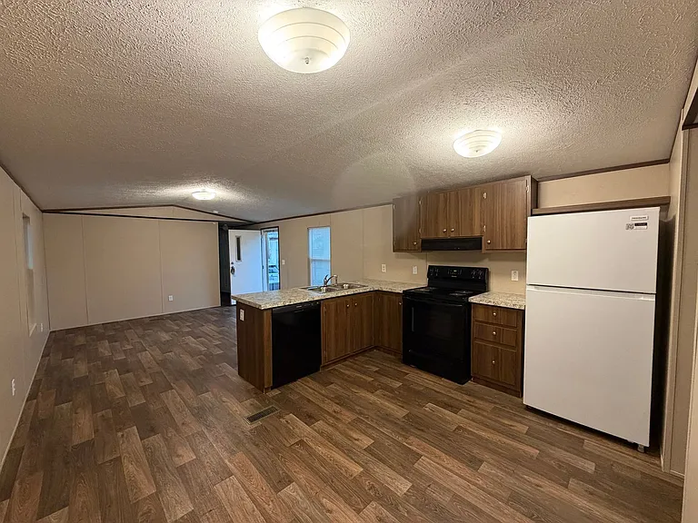 1608 Golden Springs Rd #C9 — Photo 16
