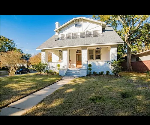1360 Dauphin St Photo 1