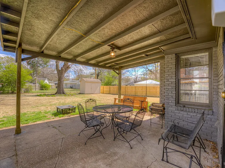 1636 Whitewater Rd — Photo 30