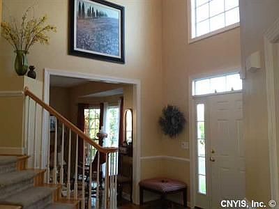 5th image of 108 Snowberry Ln