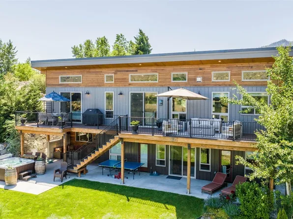 56 Fishermen Place, Manson, WA 98831