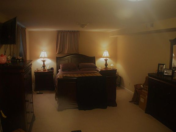 5th image of 1512 Wales Ave