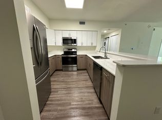 110 SW 13th St #1406, Miami, FL 33130