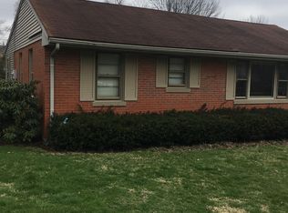 1734 Blue Licks Rd, Lexington, KY 40504