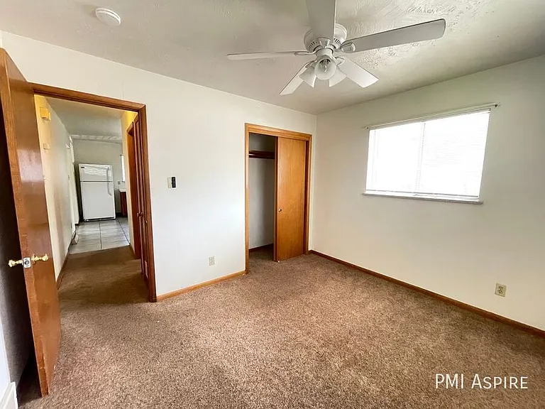121 Valentine Ln — Photo 7