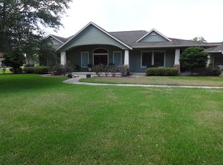806 Evergreen Dr, Friendswood, TX 77546