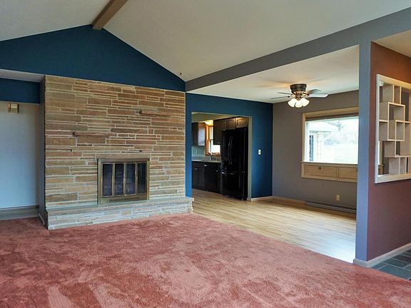 5th image of 10045 W Fiebrantz Ave