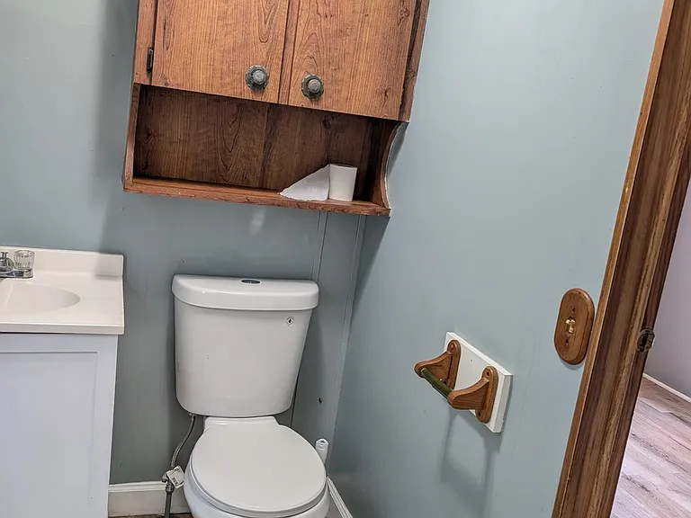 220 Guy Ave — Photo 21