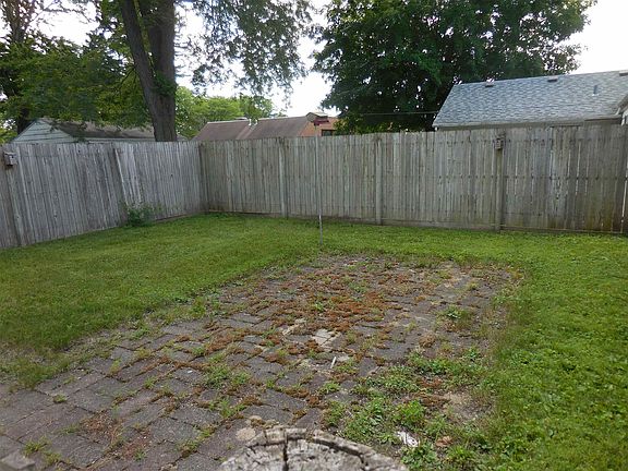 4th image of 430 S Rockford Ave