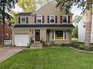19425 Chagrin Blvd, Shaker Heights, OH 44122
