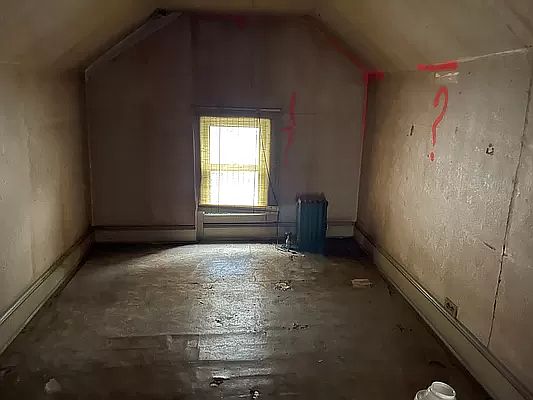 3rd image of 11631 139th St